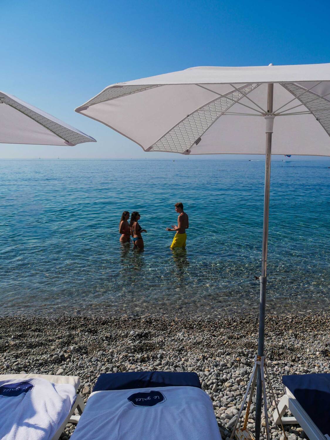 La plage du galet sur la Promenade des Anglais !  photo 4